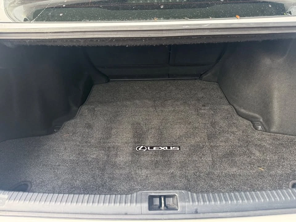 2022 Lexus IS 3rd Gen - Image 8 of 20