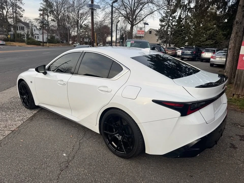 2022 Lexus IS 3rd Gen - Image 4 of 20