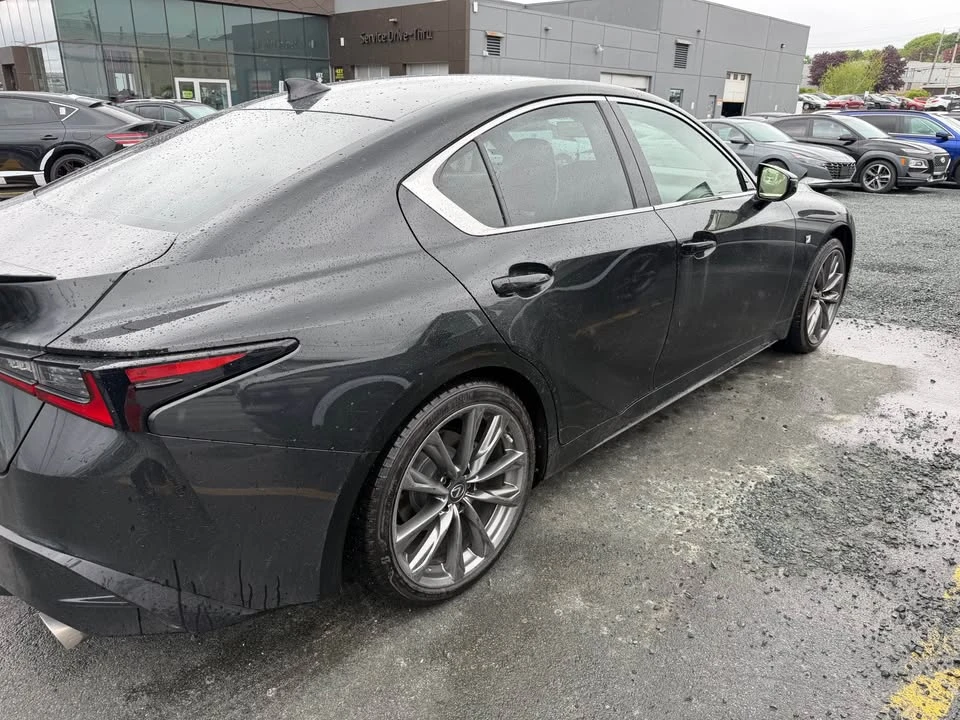 2022 Lexus IS 3rd Gen - Image 3 of 15