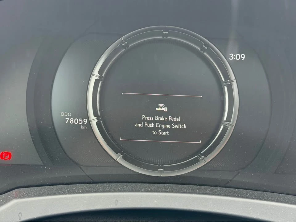 2022 Lexus IS 3rd Gen - Image 6 of 15