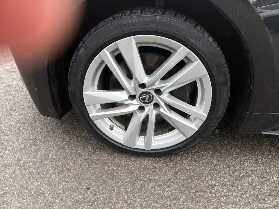 2022 Lexus IS 3rd Gen - Image 10 of 20