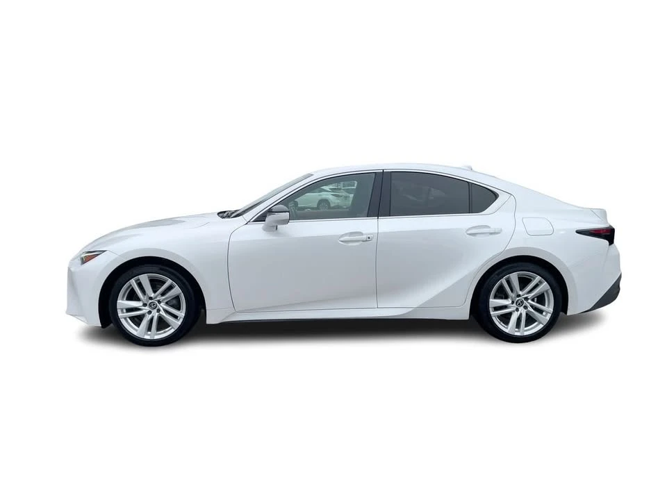2022 Lexus IS 3rd Gen - Image 8 of 15