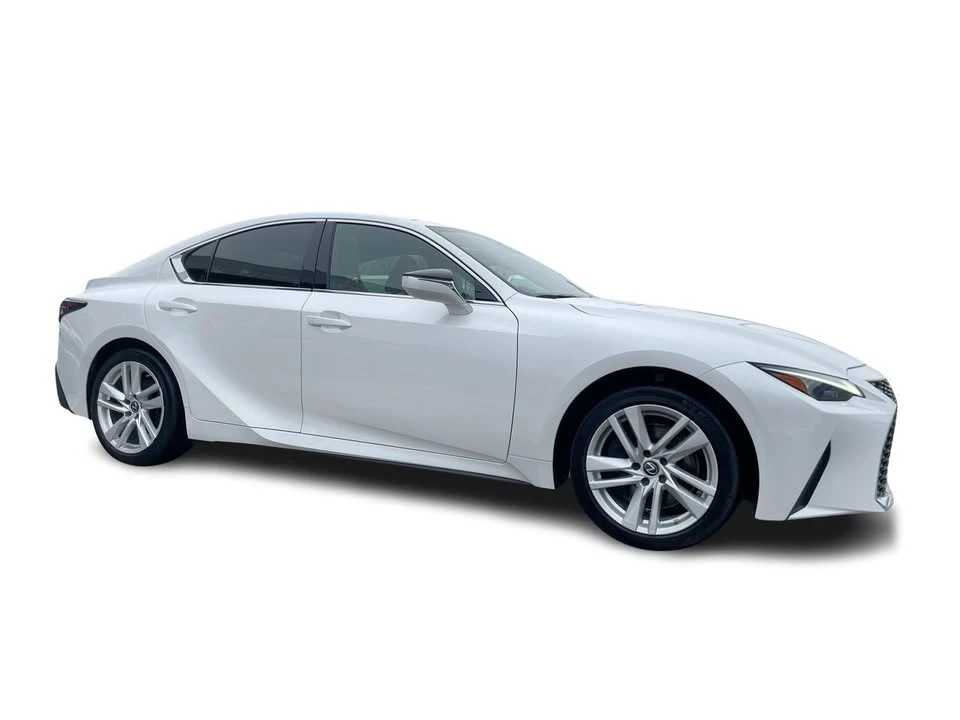 2022 Lexus IS 3rd Gen - Image 12 of 15