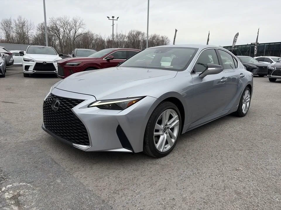 2022 Lexus IS 3rd Gen - Image 6 of 18