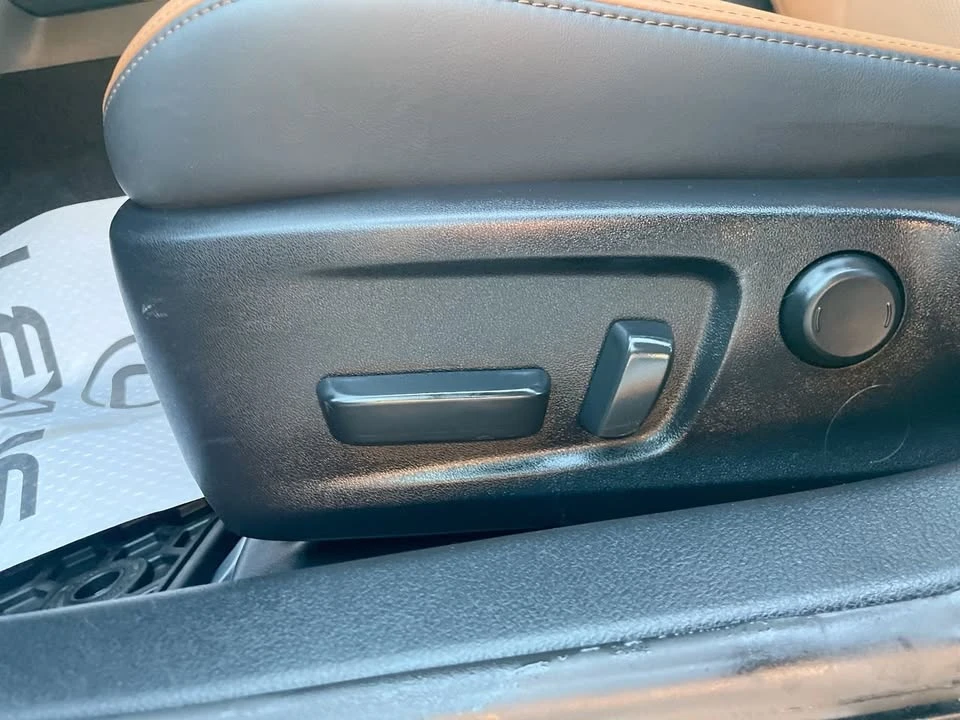 2022 Lexus IS 3rd Gen - Image 20 of 20