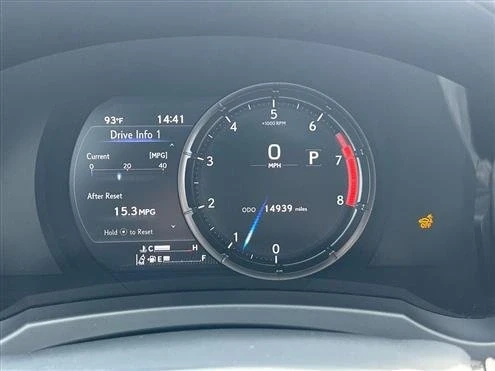 2022 Lexus IS 3rd Gen - Image 13 of 19