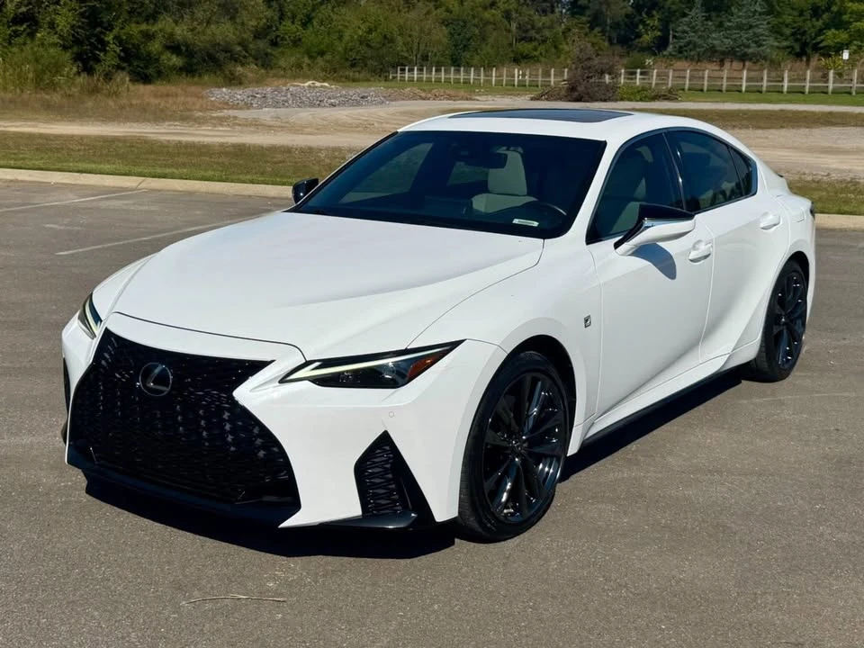 2022 Lexus IS 3rd Gen - Image 2 of 20