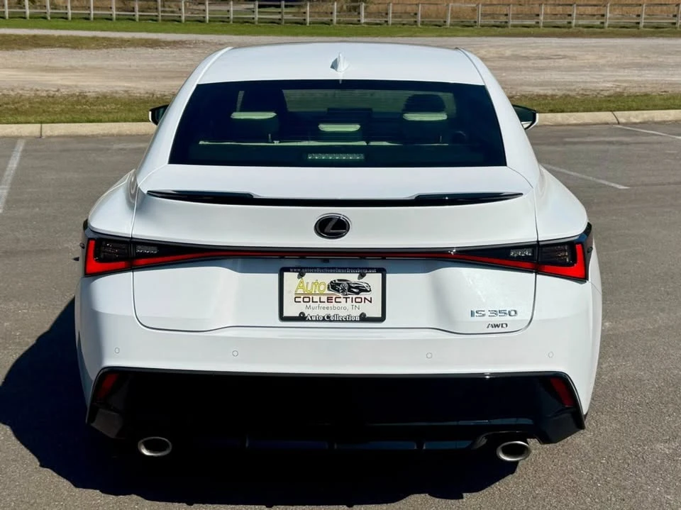 2022 Lexus IS 3rd Gen - Image 6 of 20