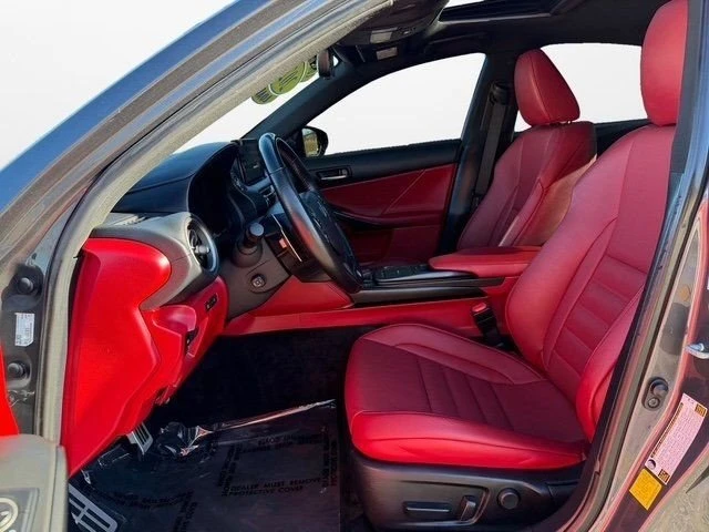 2022 Lexus IS 3rd Gen - Image 9 of 20