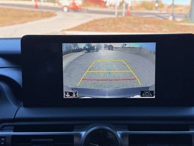 2022 Lexus IS 3rd Gen - Image 20 of 20