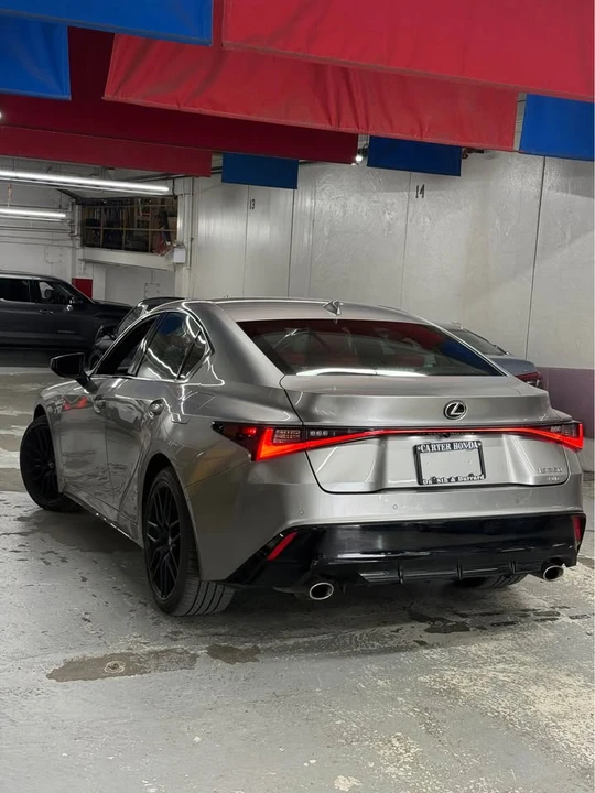 2022 Lexus IS 3rd Gen - Image 4 of 10