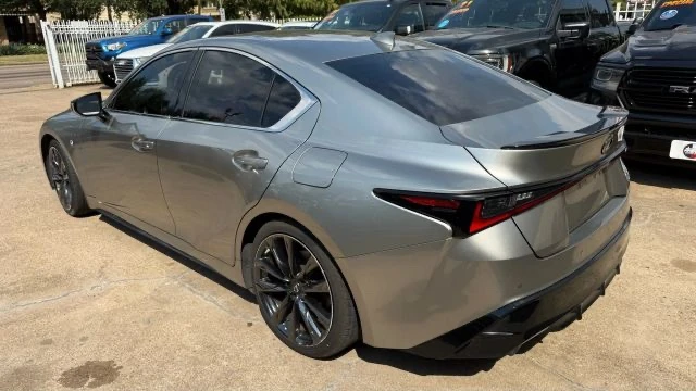 2022 Lexus IS 3rd Gen - Image 7 of 15