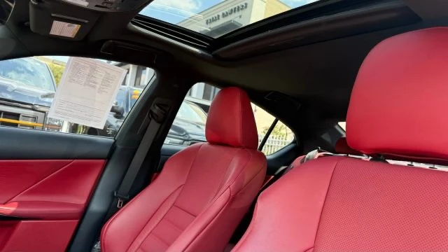 2022 Lexus IS 3rd Gen - Image 13 of 15