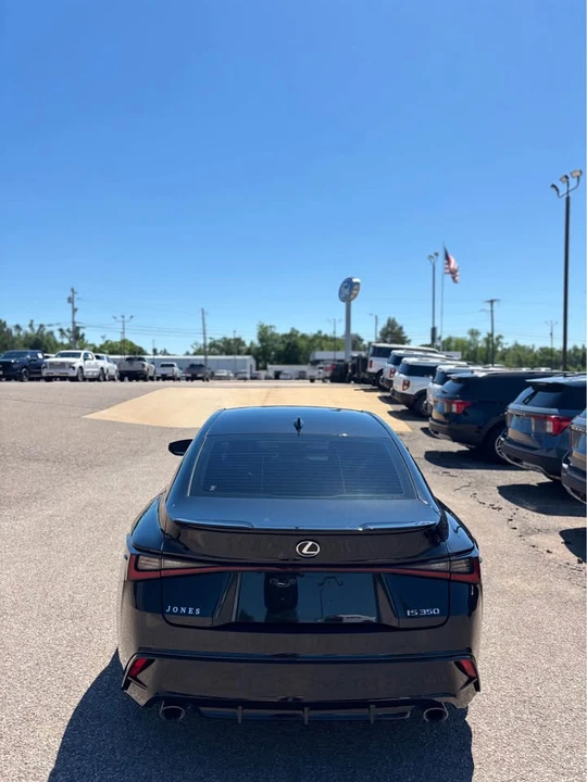 2022 Lexus IS 3rd Gen - Image 5 of 18
