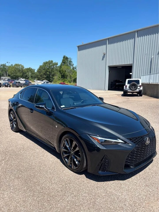 2022 Lexus IS 3rd Gen - Image 7 of 18