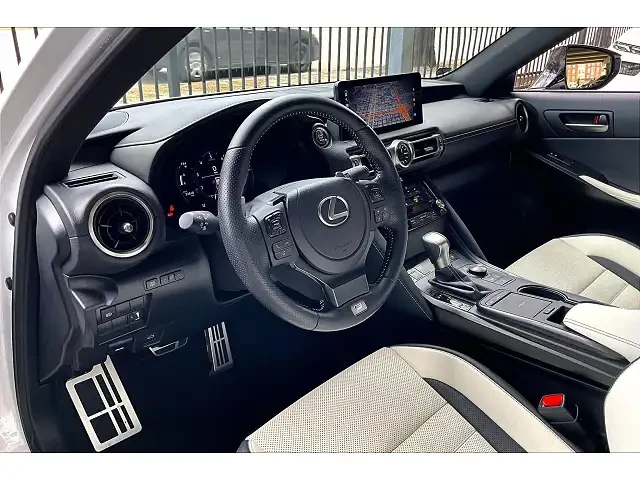 2022 Lexus IS 3rd Gen - Image 8 of 12