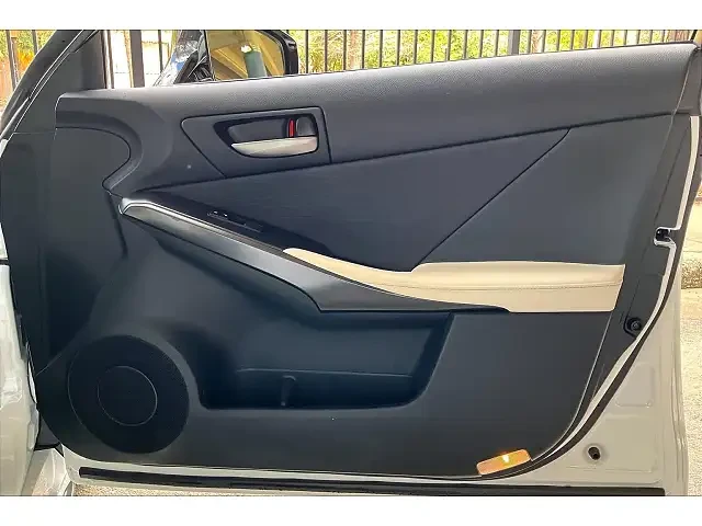2022 Lexus IS 3rd Gen - Image 6 of 12