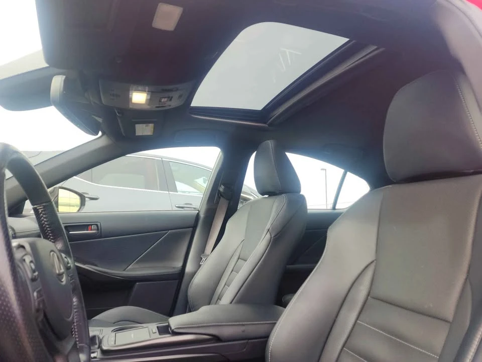2022 Lexus IS 3rd Gen - Image 4 of 8