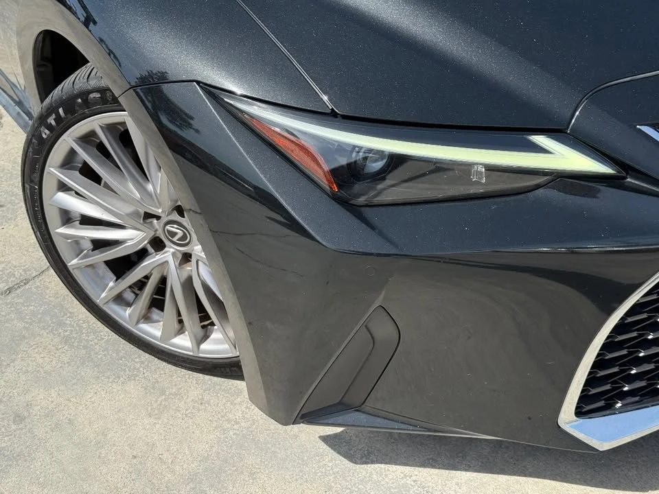 2022 Lexus IS 3rd Gen - Image 3 of 20
