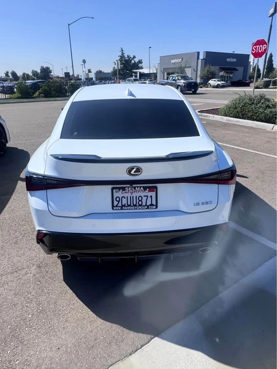 2022 Lexus IS 3rd Gen - Image 5 of 9
