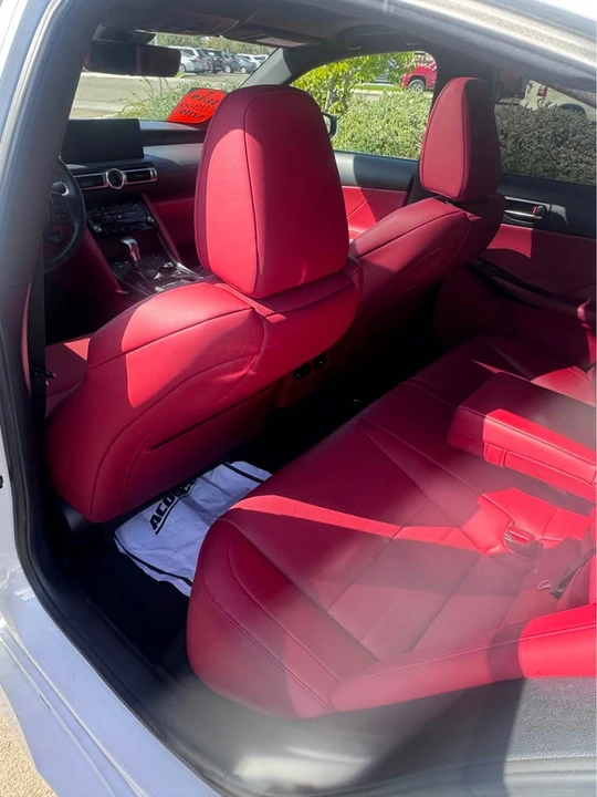 2022 Lexus IS 3rd Gen - Image 8 of 9