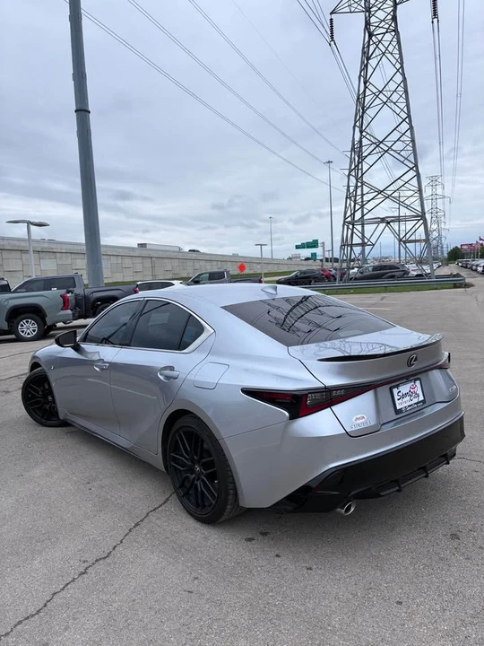 2022 Lexus IS 3rd Gen - Image 2 of 8