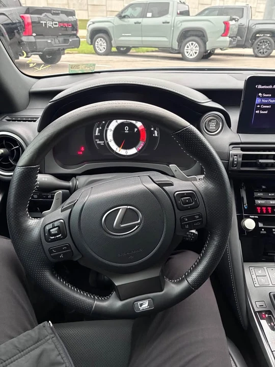 2022 Lexus IS 3rd Gen - Image 8 of 8