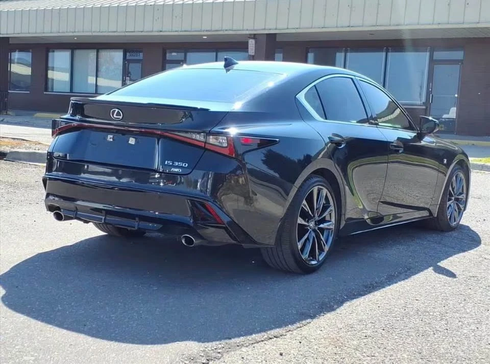 2022 Lexus IS 3rd Gen - Image 4 of 9