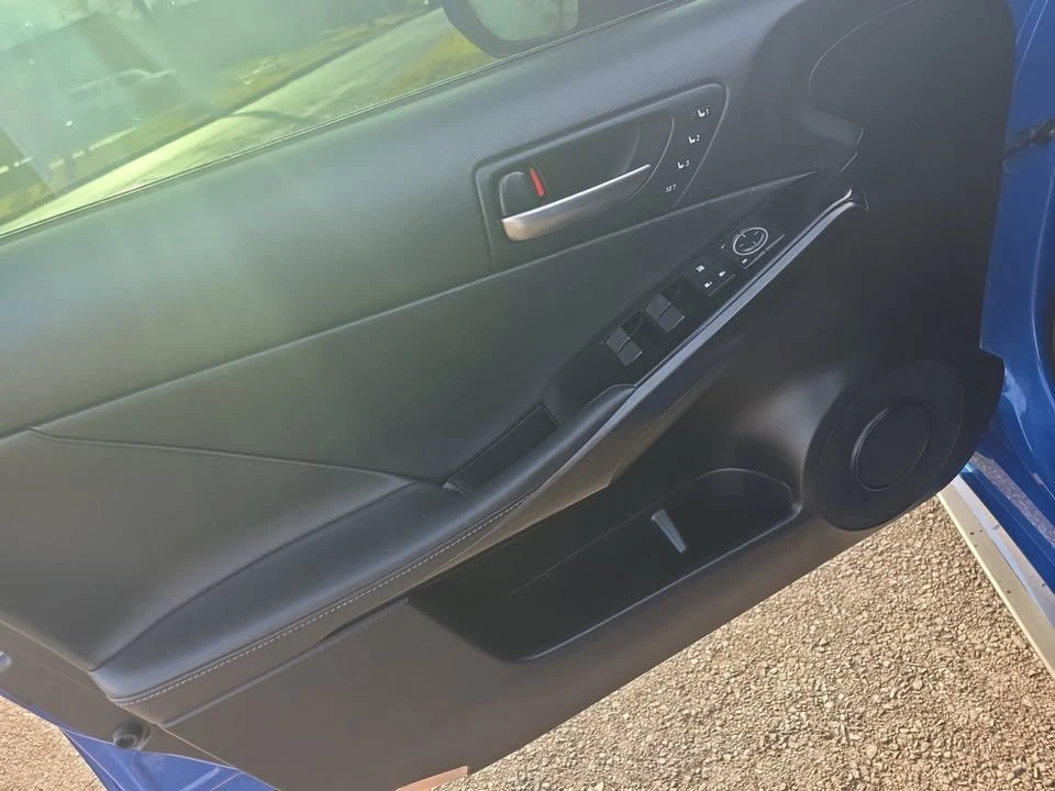 2022 Lexus IS 3rd Gen - Image 17 of 20