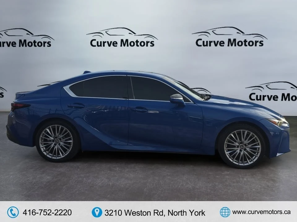 2022 Lexus IS 3rd Gen - Image 15 of 20
