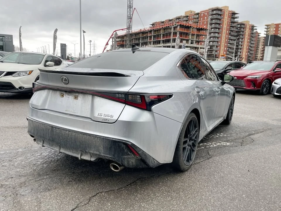 2022 Lexus IS 3rd Gen - Image 12 of 18
