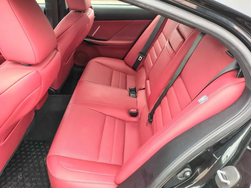 2022 Lexus IS 3rd Gen - Image 7 of 12