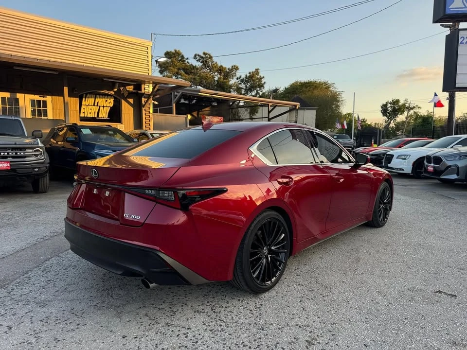 2022 Lexus IS 3rd Gen - Image 2 of 3