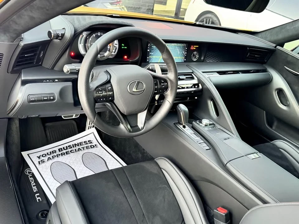 2022 Lexus LC - Image 7 of 20