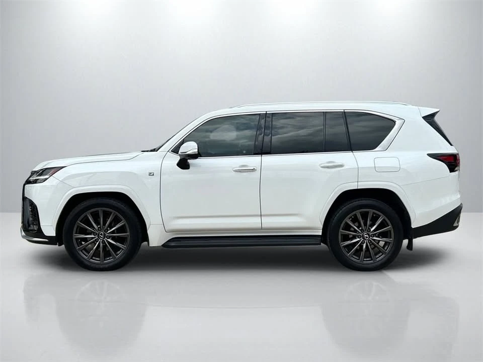 2022 Lexus LX 3rd Gen - Image 14 of 18