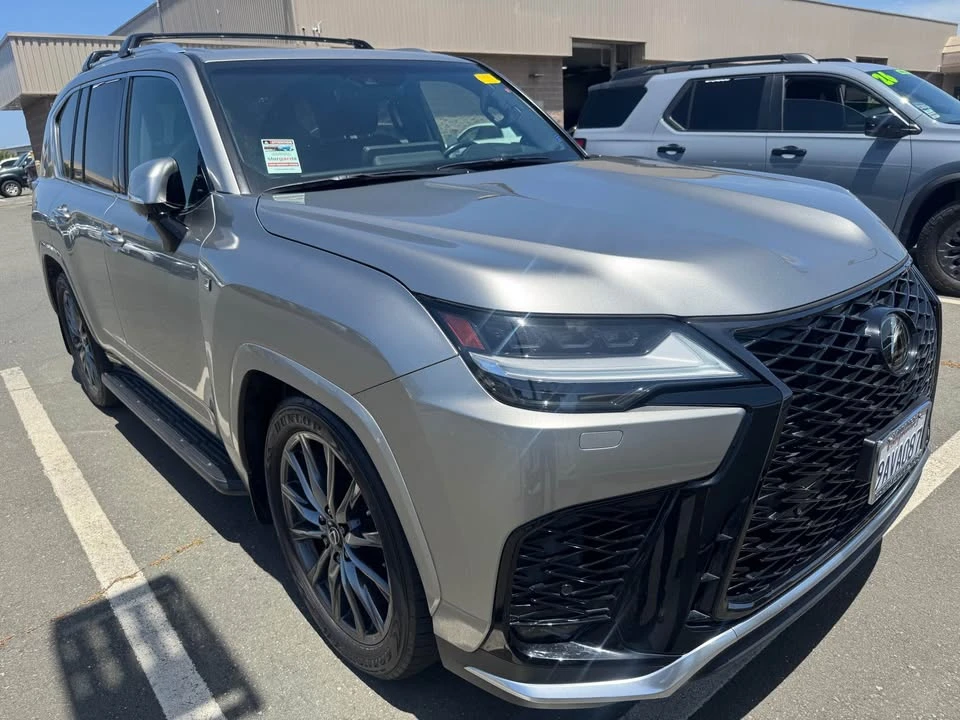 2022 Lexus LX 4th Gen - Image 2 of 10