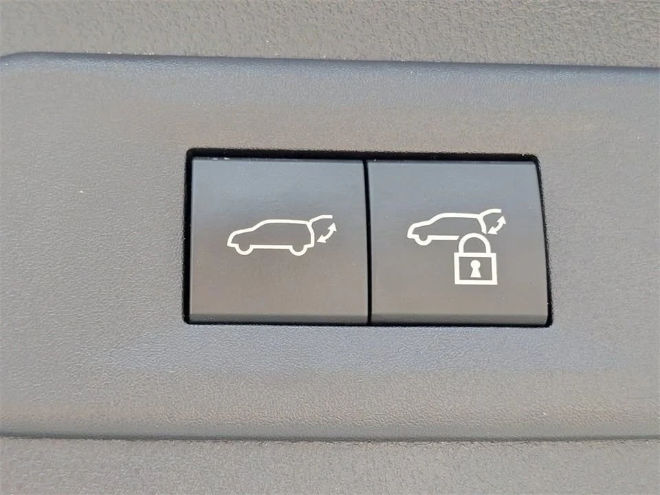 2022 Lexus NX 2nd Gen - Image 15 of 21