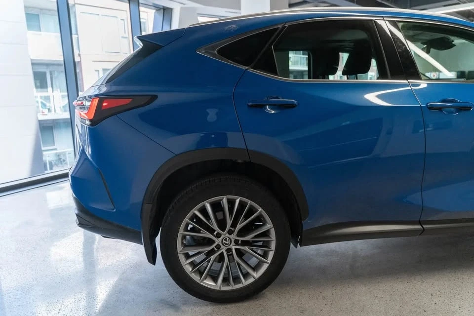 2022 Lexus NX 2nd Gen - Image 17 of 18