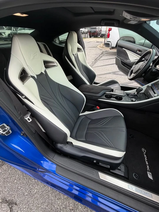 2022 Lexus RC F - Image 5 of 12