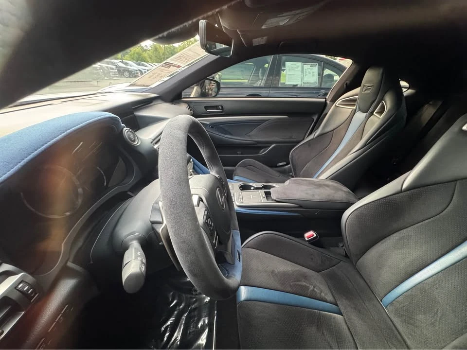 2022 Lexus RC F - Image 6 of 8