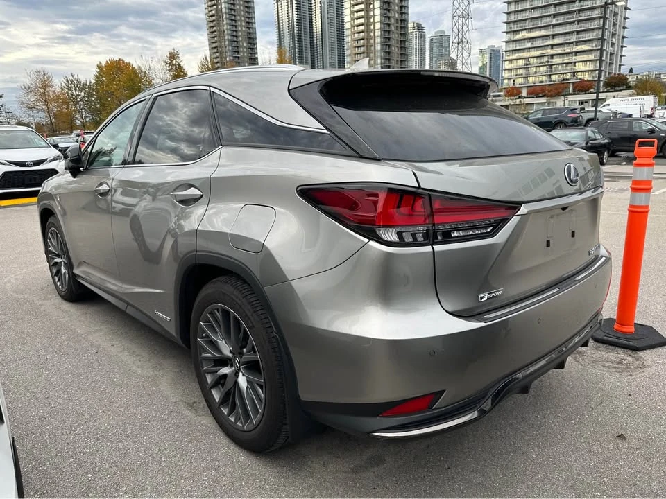 2022 Lexus RX 4th Gen - Image 5 of 12