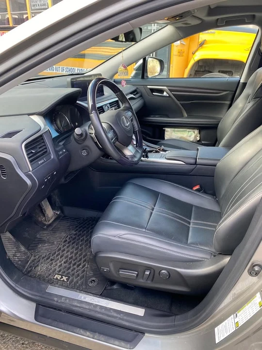 2022 Lexus RX 4th Gen - Image 5 of 6