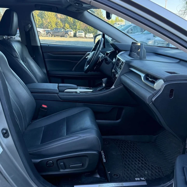 2022 Lexus RX 4th Gen - Image 12 of 16