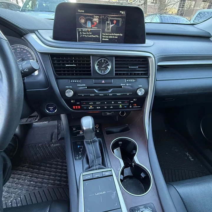 2022 Lexus RX 4th Gen - Image 14 of 16