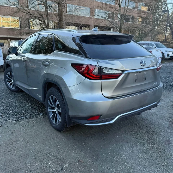 2022 Lexus RX 4th Gen - Image 8 of 16