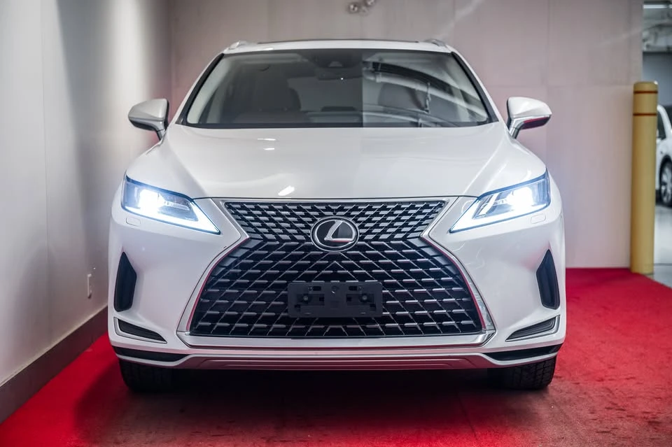 2022 Lexus RX 4th Gen - Image 2 of 10