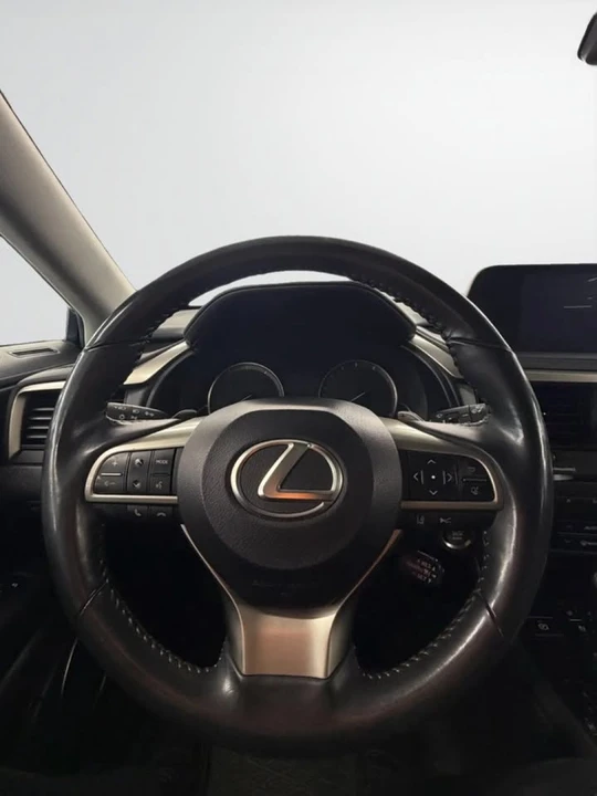 2022 Lexus RX 4th Gen - Image 10 of 13