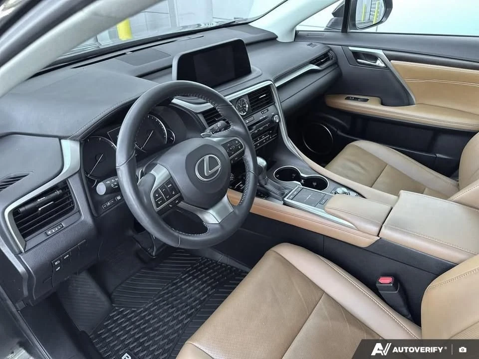 2022 Lexus RX 4th Gen - Image 10 of 17