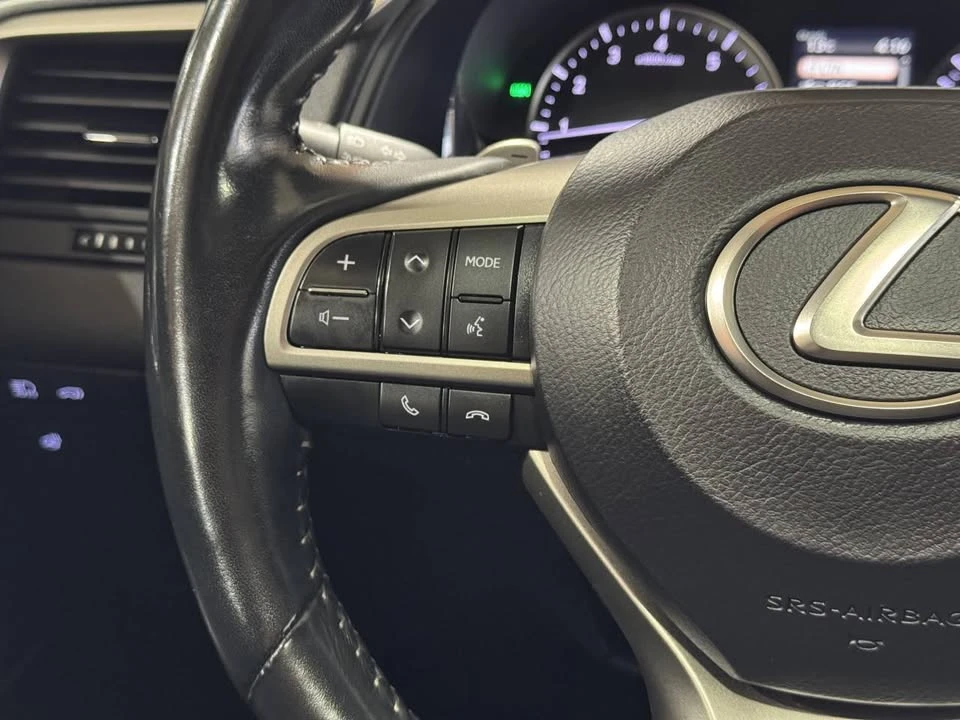 2022 Lexus RX 4th Gen - Image 17 of 18