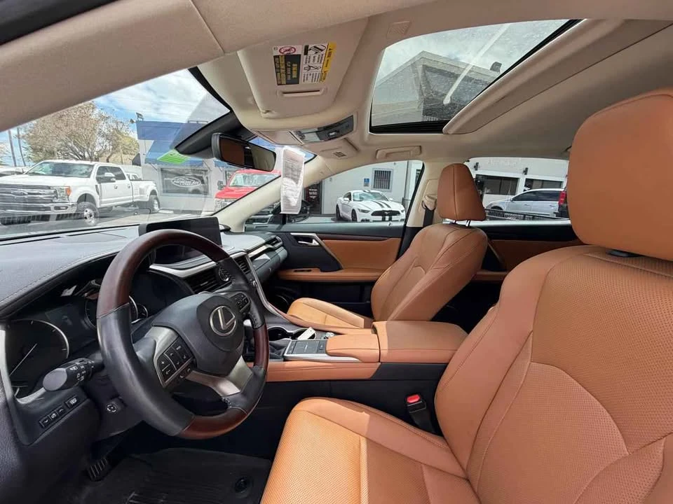 2022 Lexus RX 4th Gen - Image 9 of 19